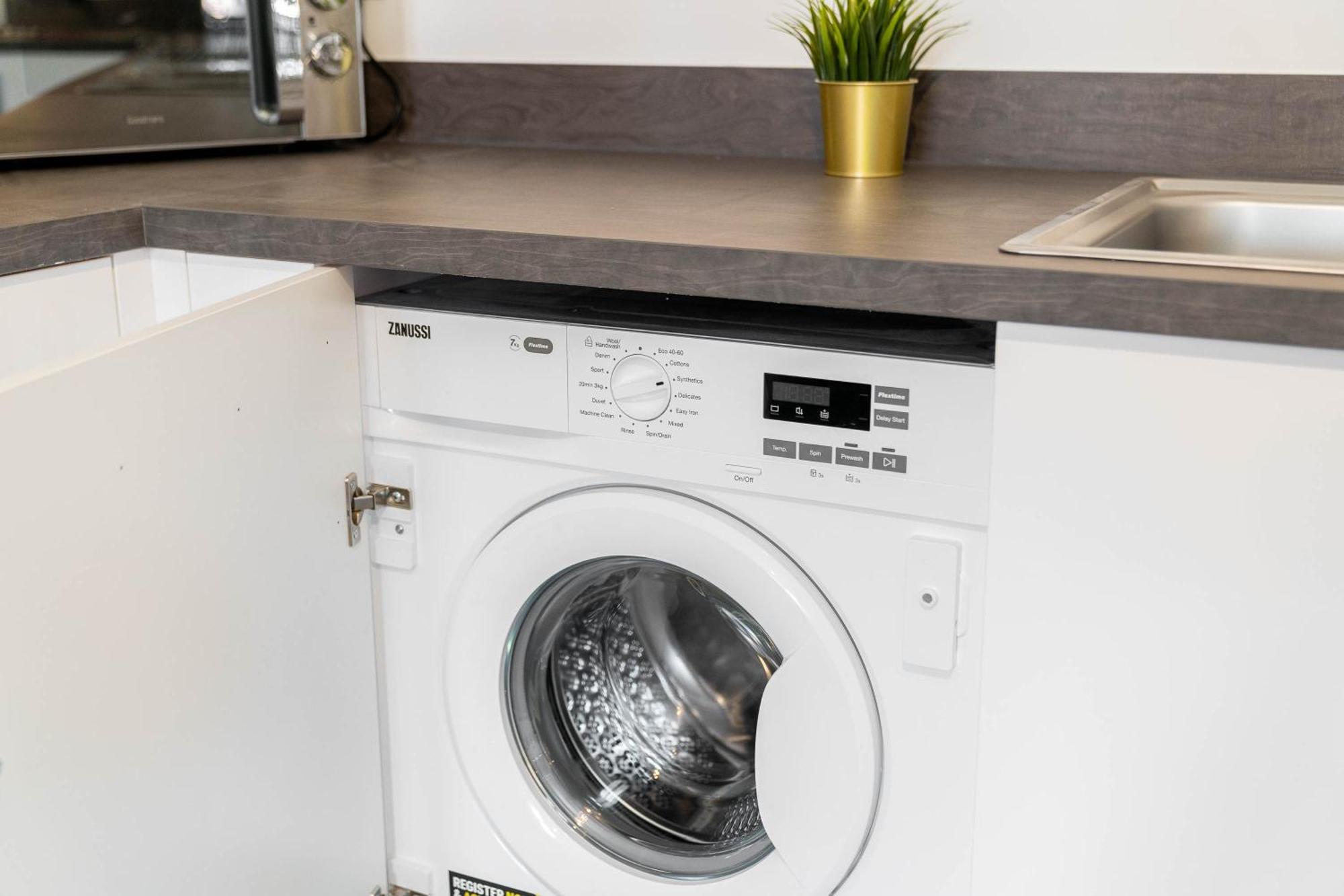 Apartment In Selly Oak - Parking Included 20Cc Бирмингем Экстерьер фото